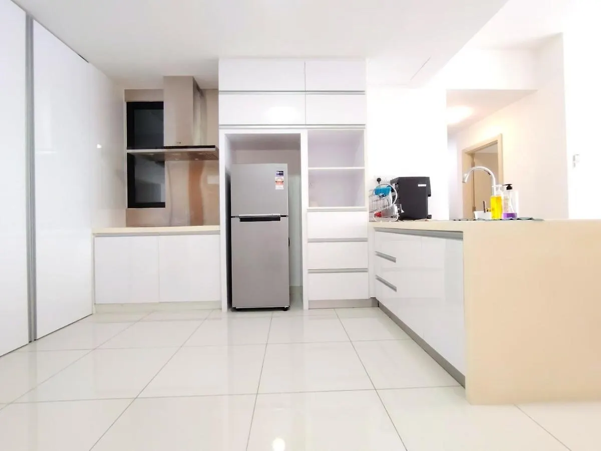 Midvalley Mosiac Relax Home 2Br 8Pax Johor Bahru